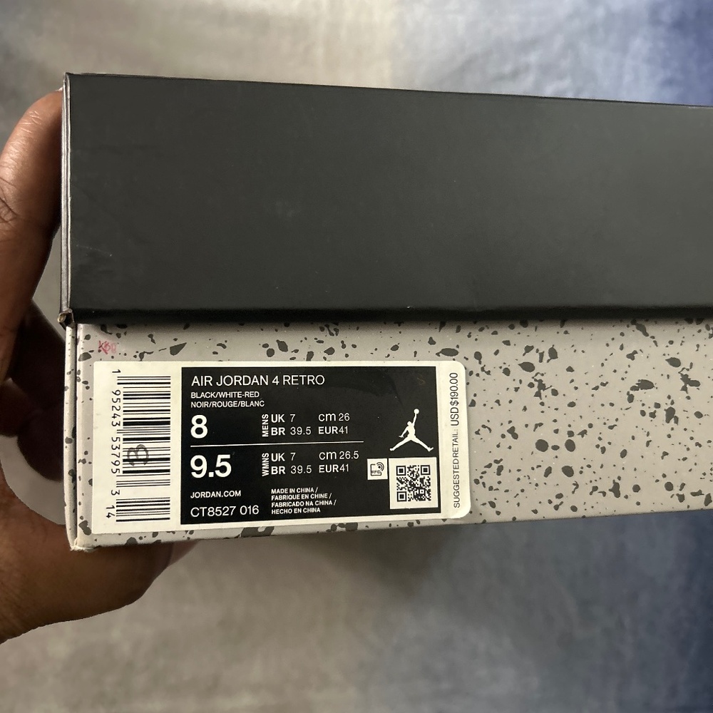 Air Jordan retro 4…